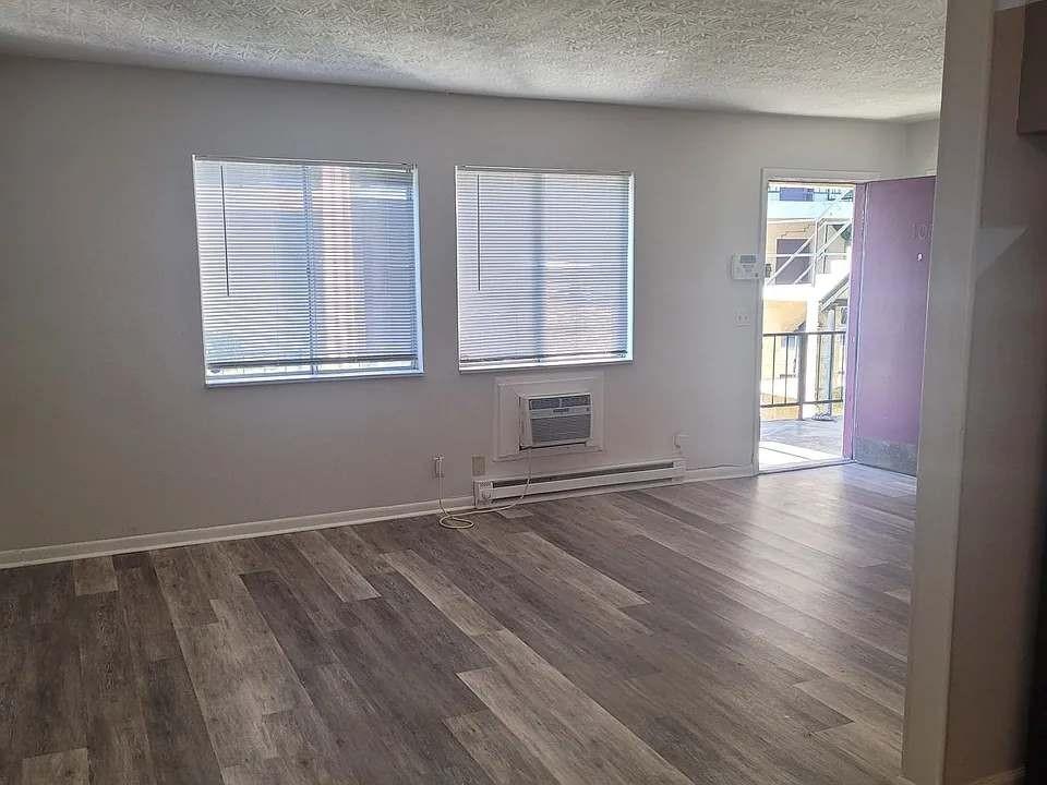 550-Harding-Pl For Sale