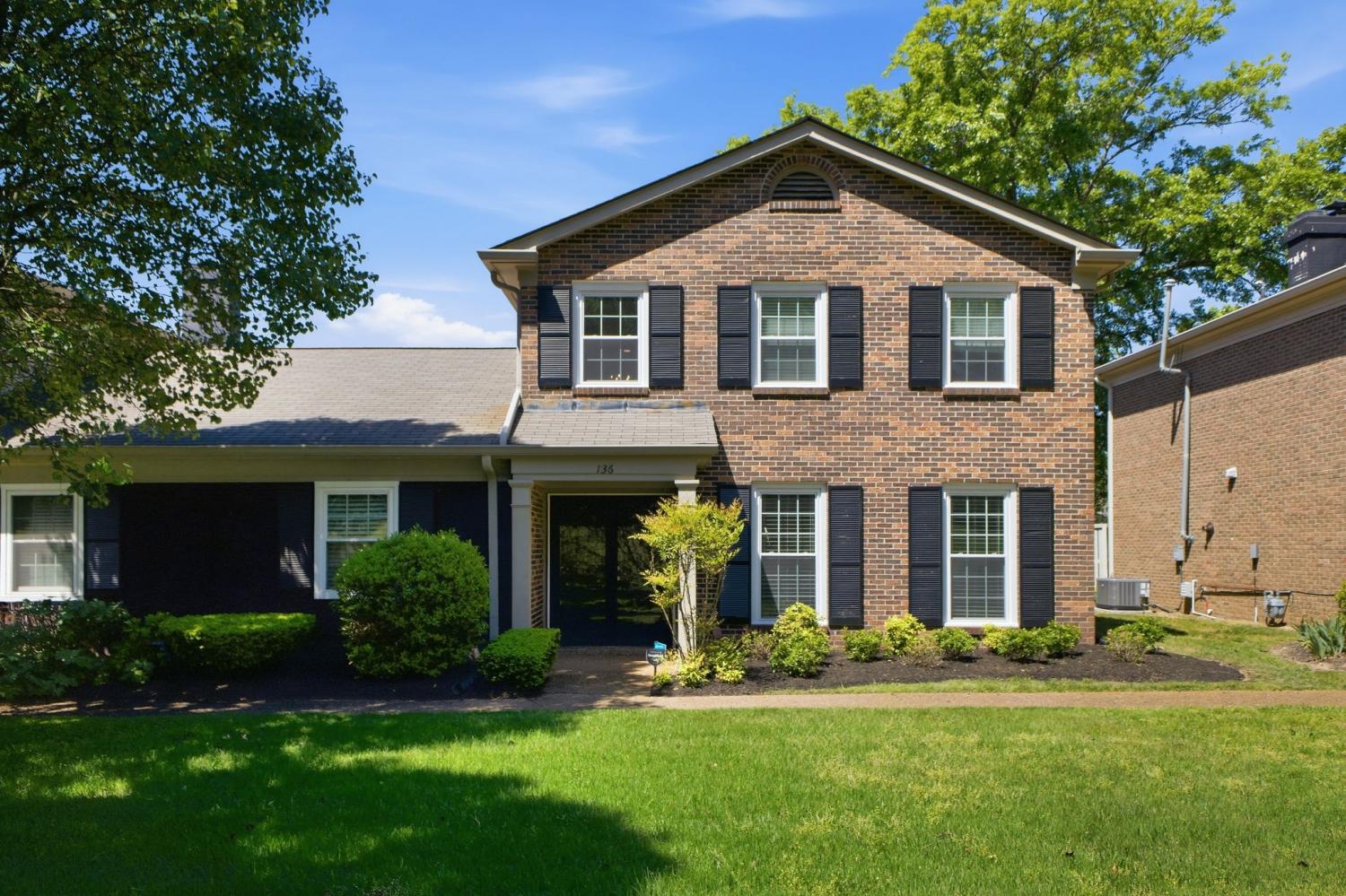 136-Boxwood-Dr For Sale