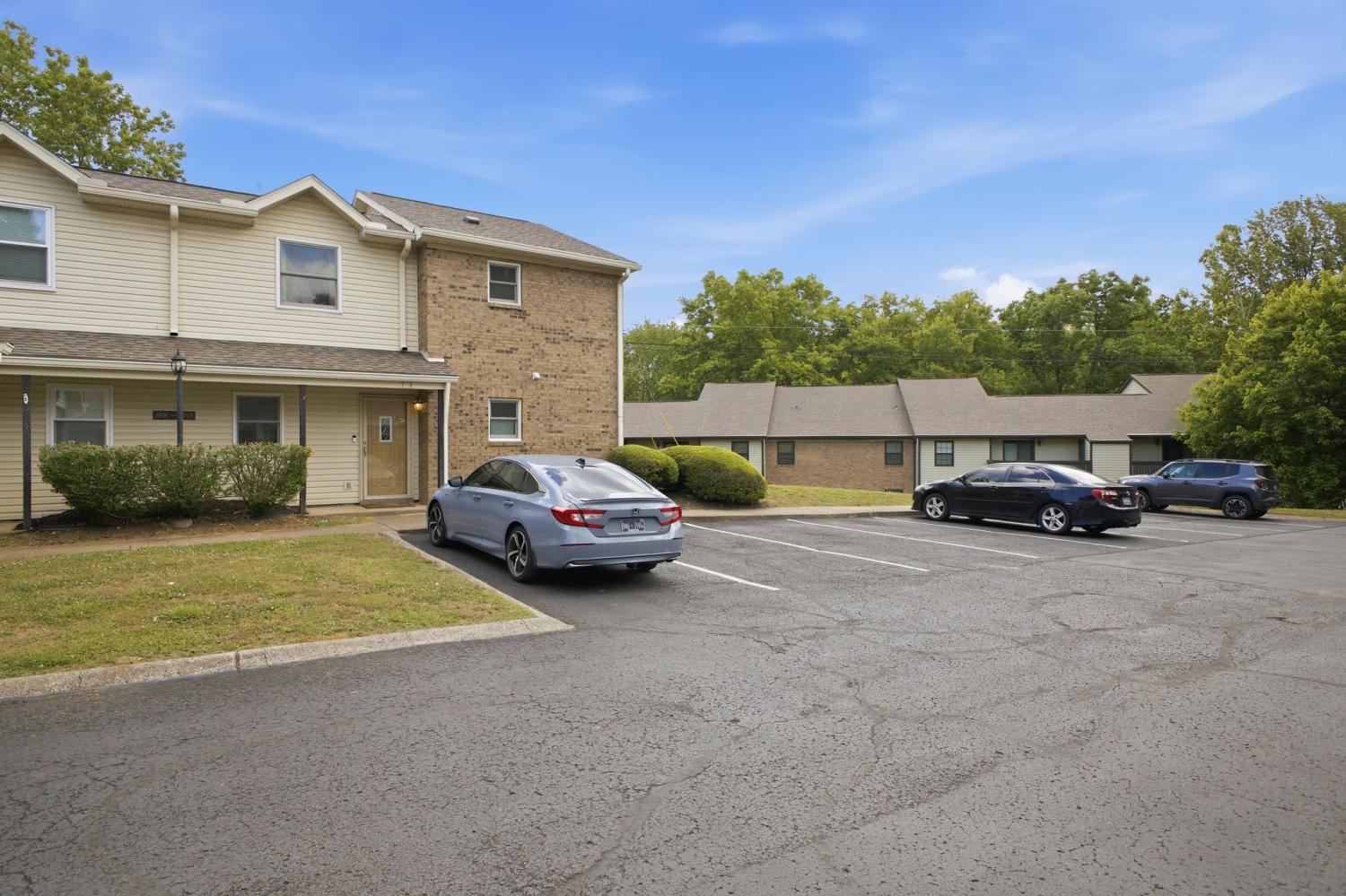 1713-Brockton-Pl For Sale