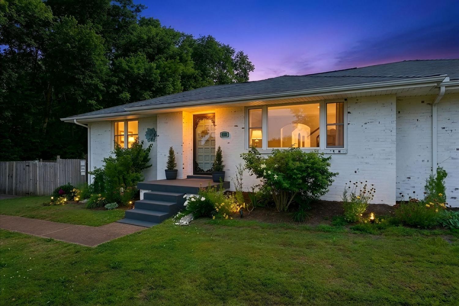 2000-Saint-Joseph-Dr For Sale