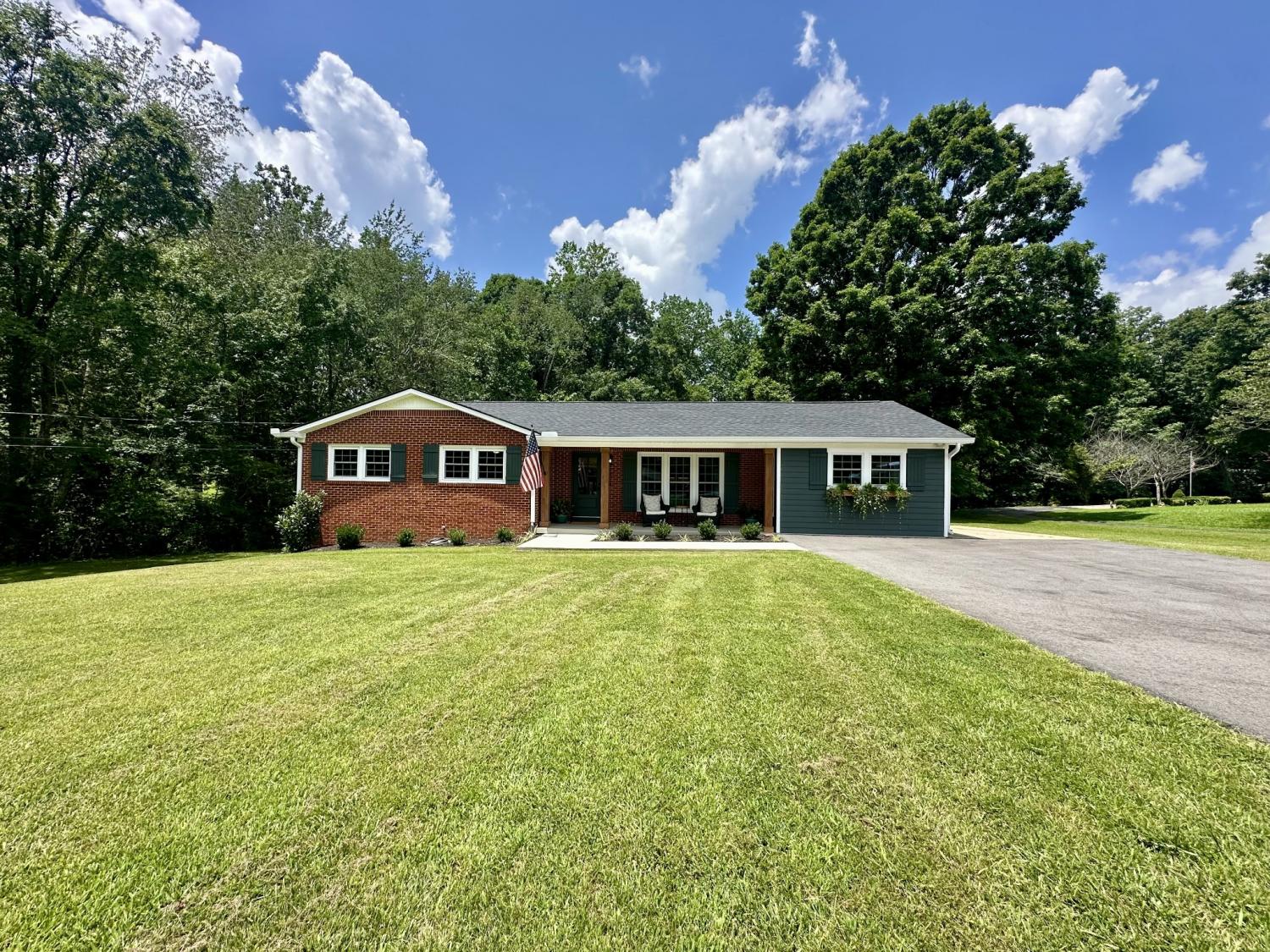 1493-Highway-100 For Sale
