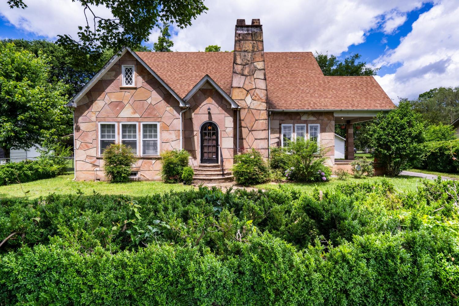 341-Church-Street For Sale