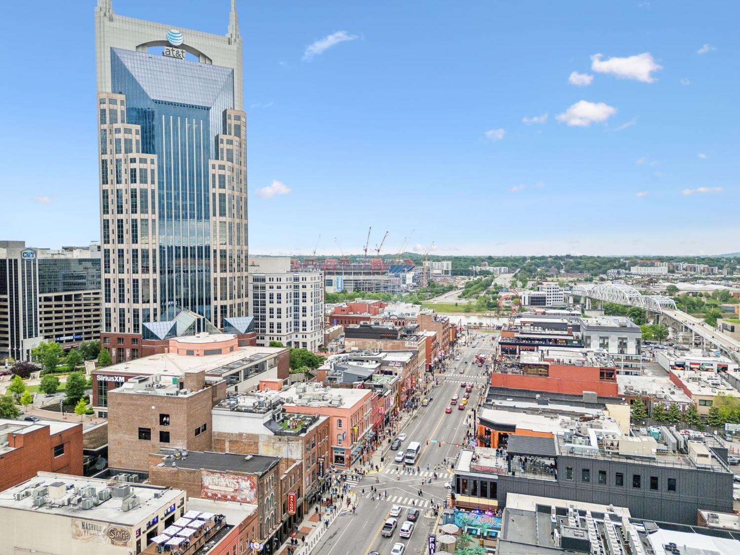 1616-West-End-Ave For Sale
