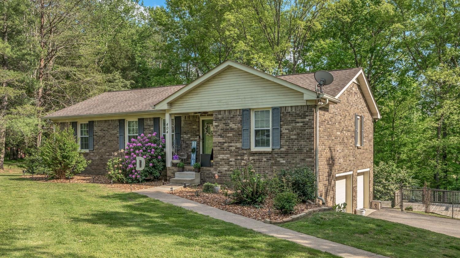 404-Patricia-Dr For Sale