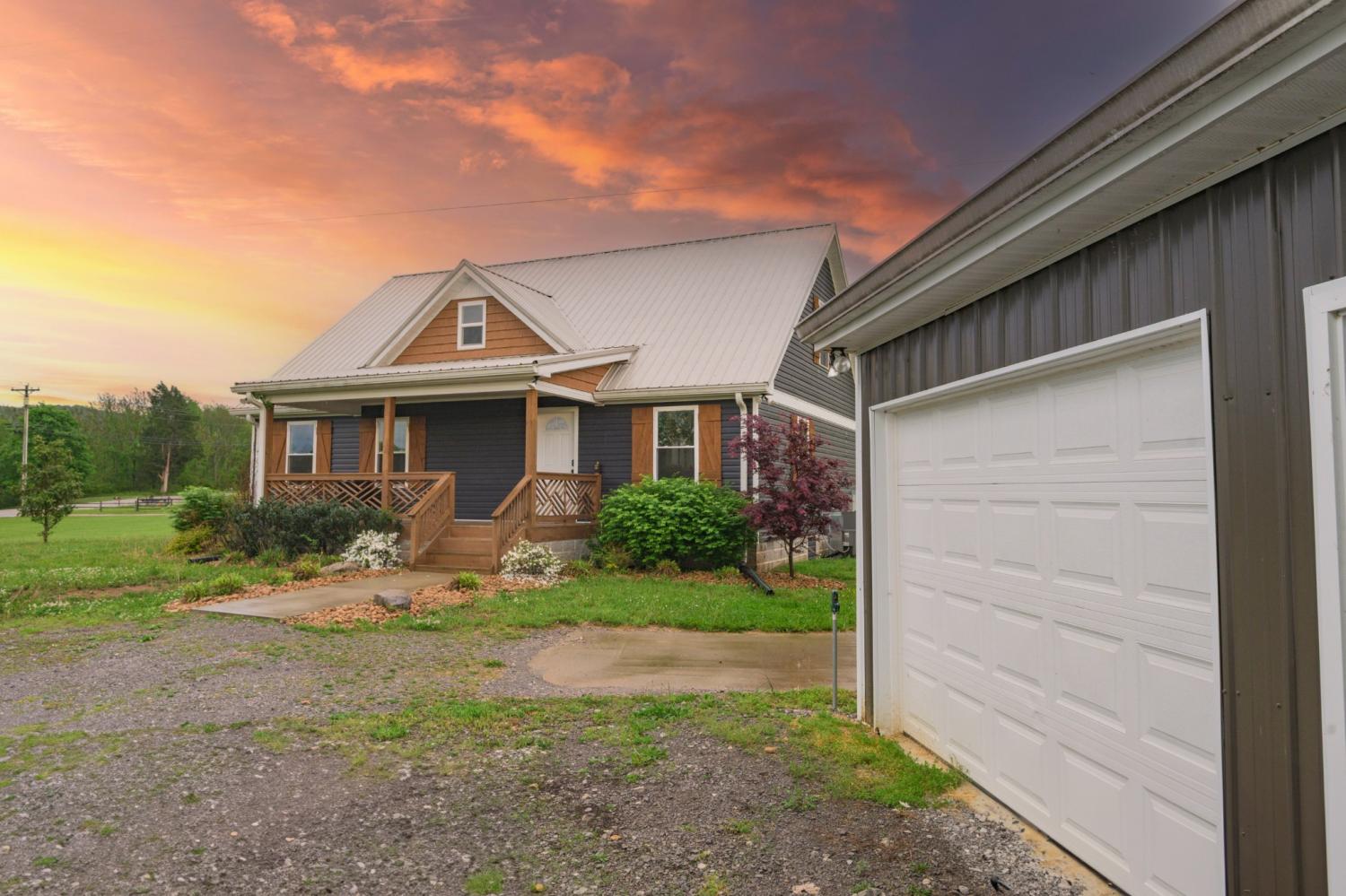 425-Hickman-Rd For Sale