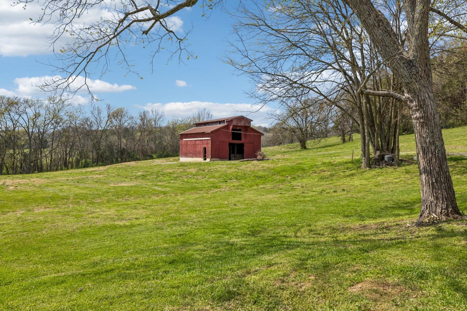 5497 Carters Creek Pike TN 37179 For Sale - 