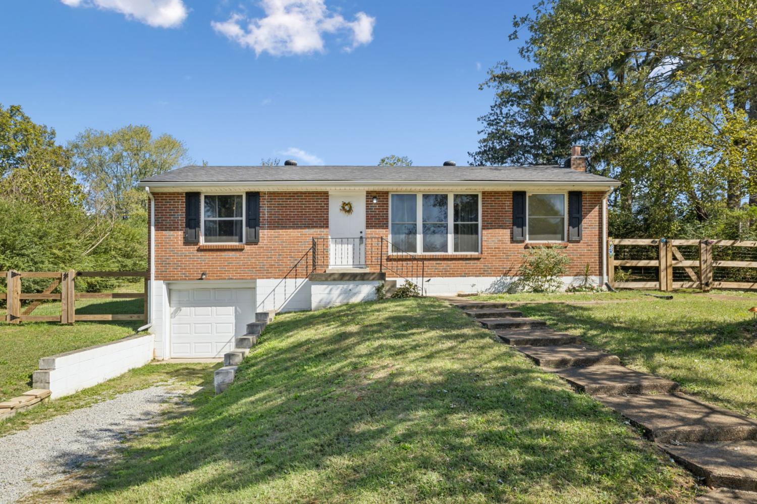 24-Garth-Dr For Sale