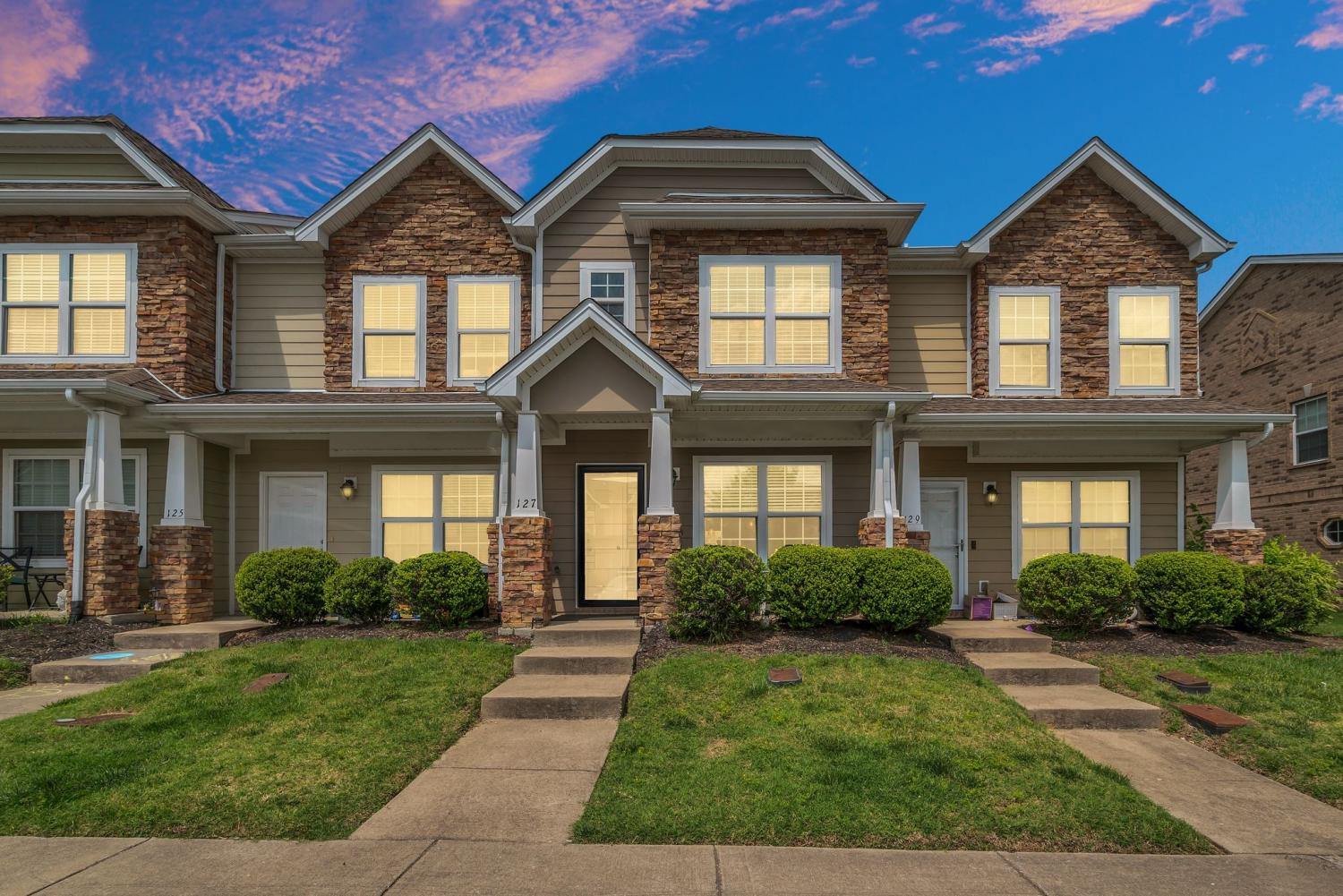 127-Cobblestone-Place-Dr For Sale