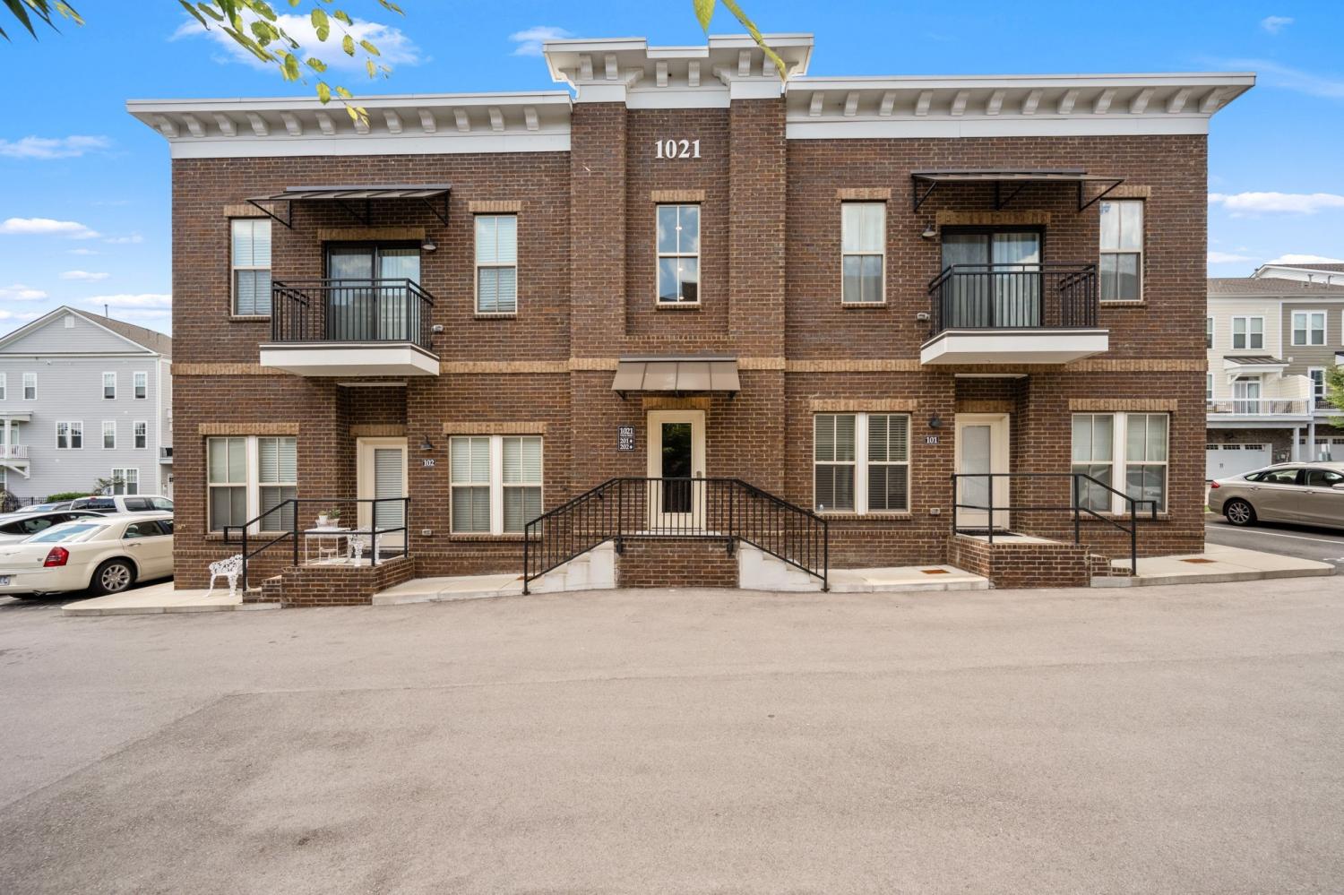 1021-Vida-Way For Sale