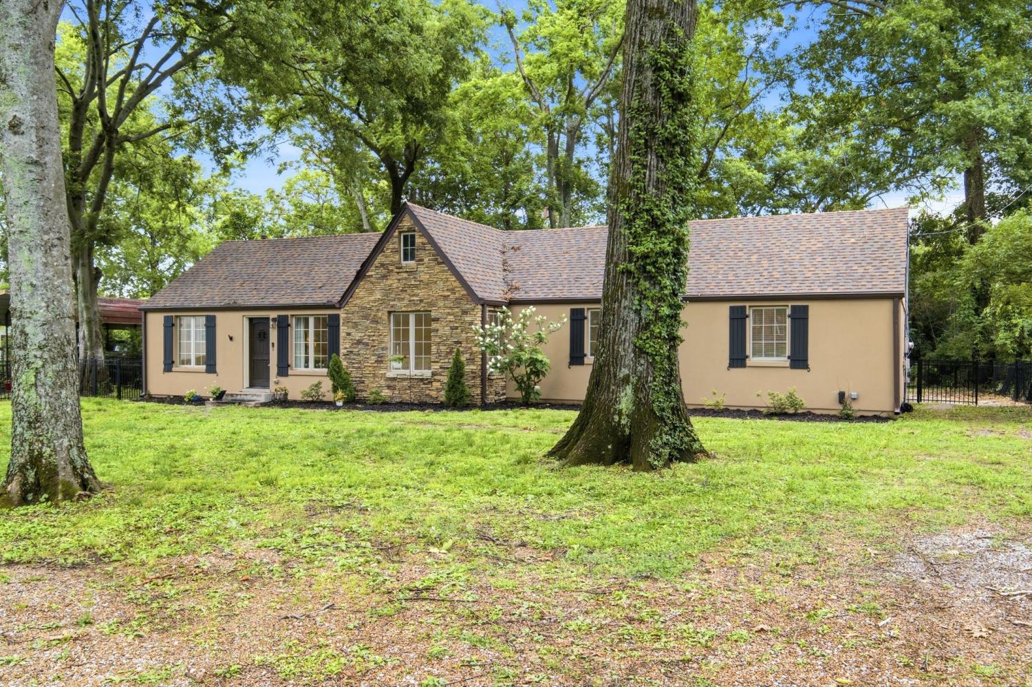 5905-Old-Harding-Pike For Sale