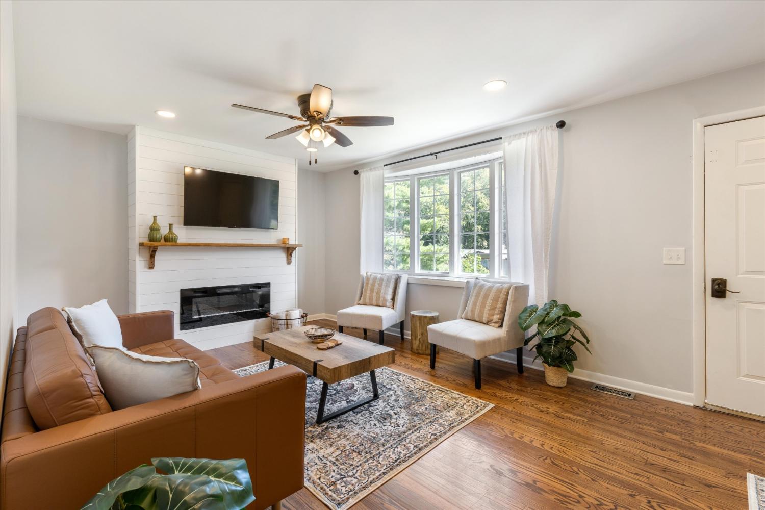 209-Hazelwood-Dr For Sale