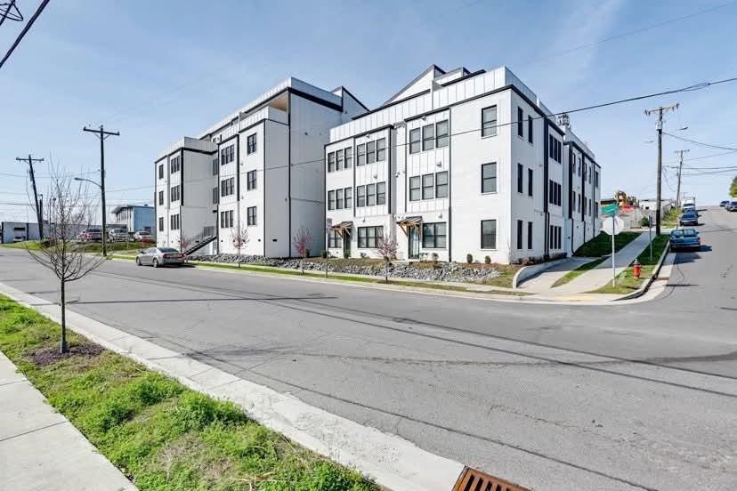 4405-Kentucky-Ave For Sale