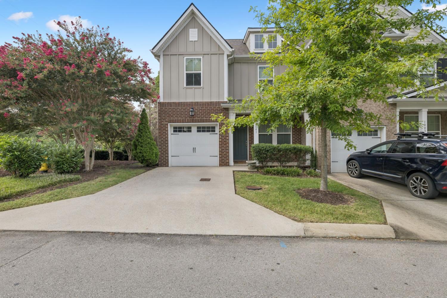 1001-Livingstone-Ln For Sale