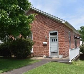 735-Center-St For Sale