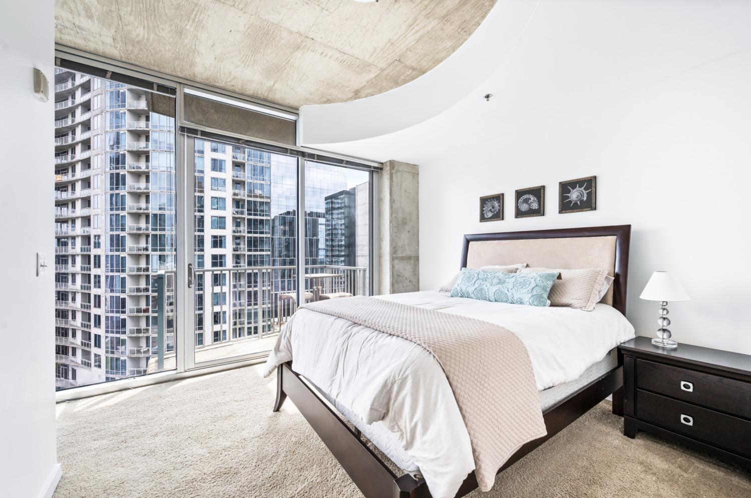 301-Demonbreun-St For Sale