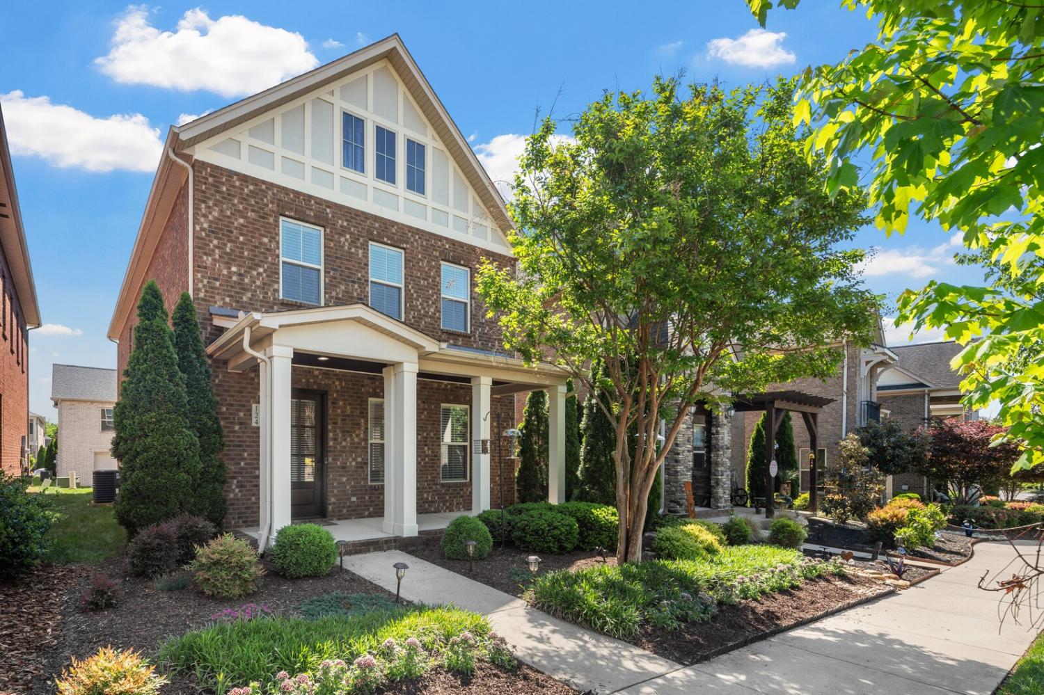 124-Ashcrest-Pt For Sale