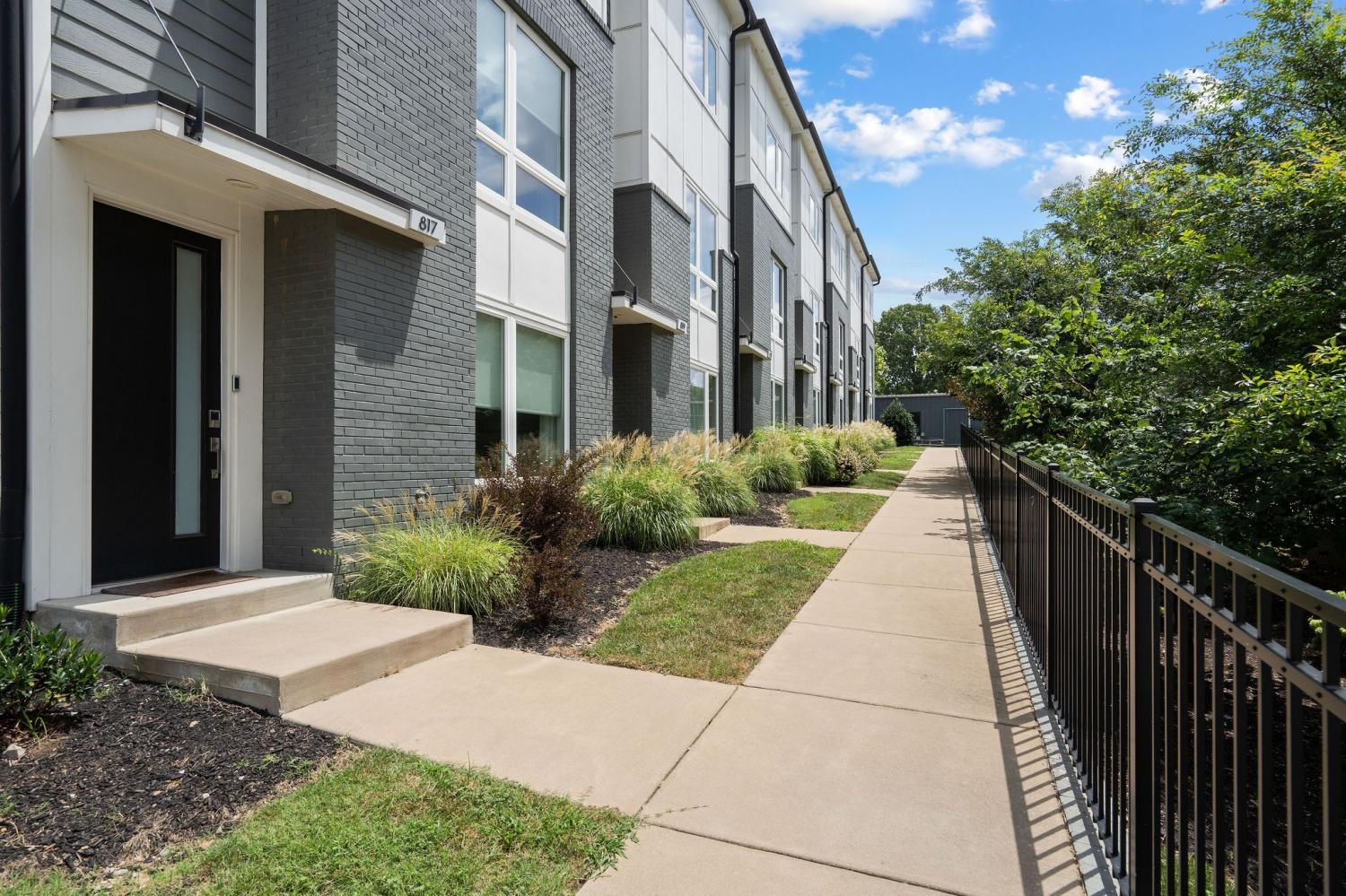 819-Vibe-Pl For Sale