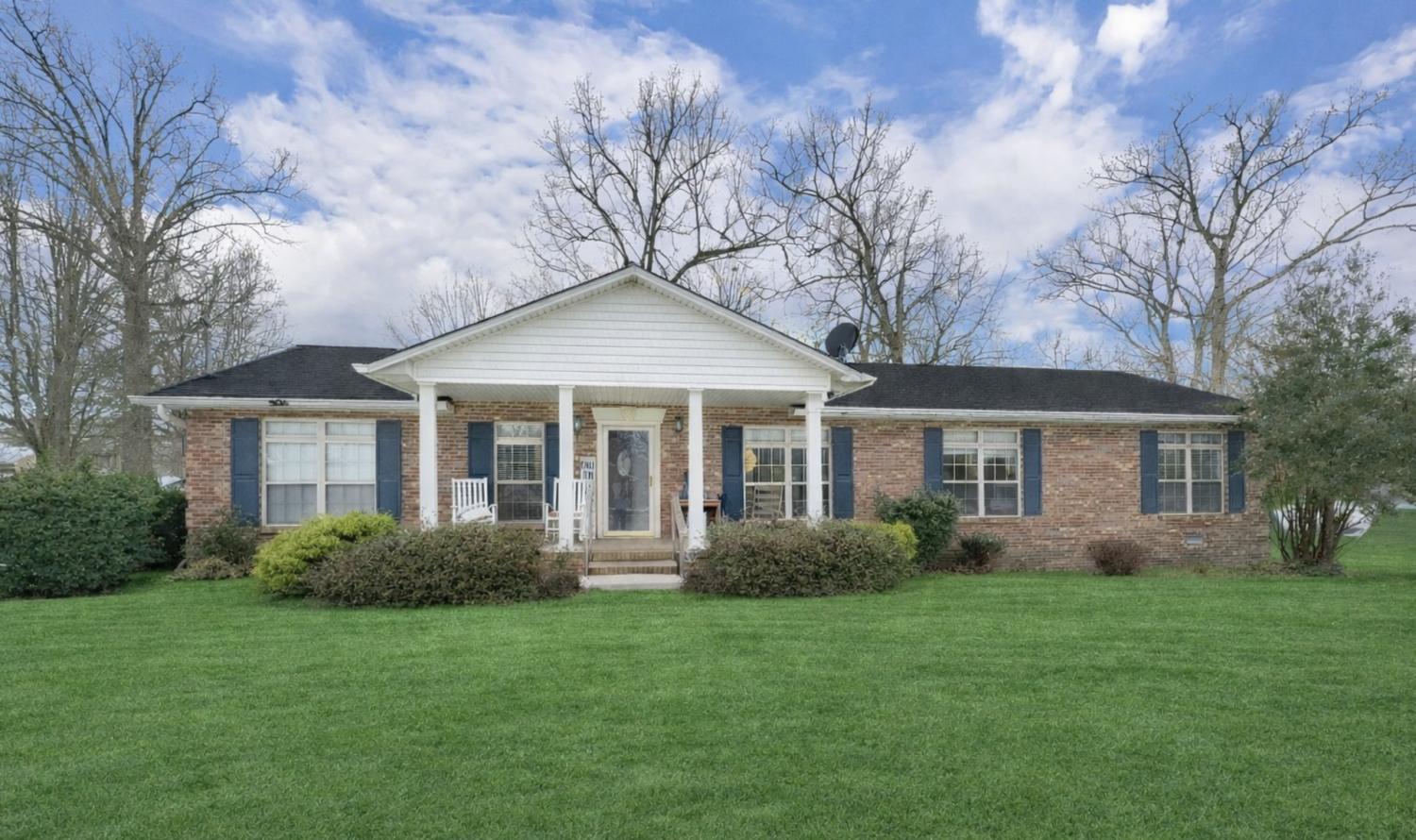 516-Callahan-Dr For Sale