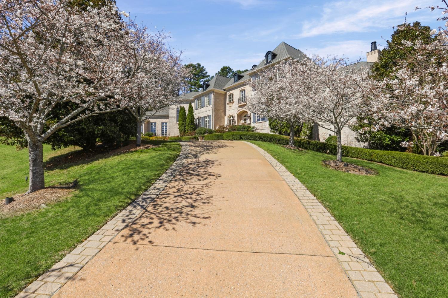 410-Saint-Edmunds-Ct For Sale