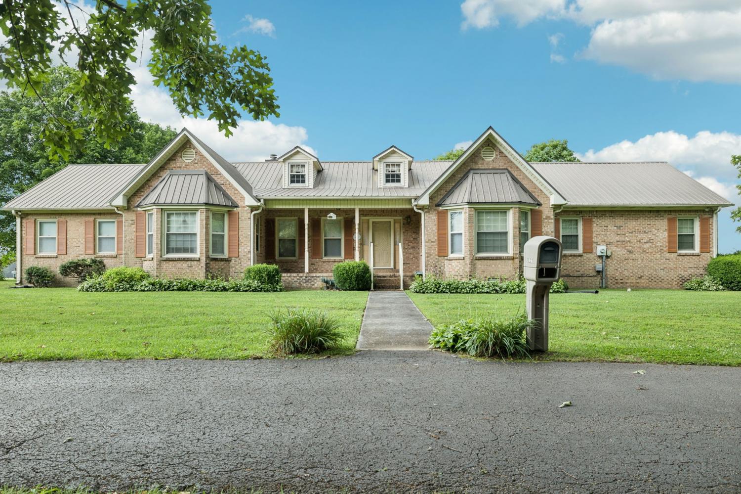306-Farrar-Hill-Rd For Sale