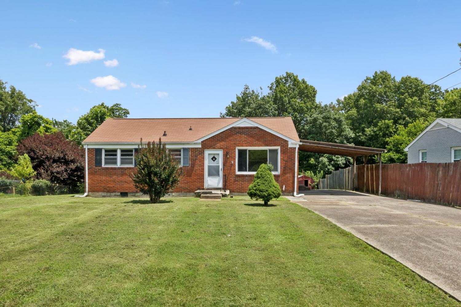 1421-Lakeview-Rd For Sale