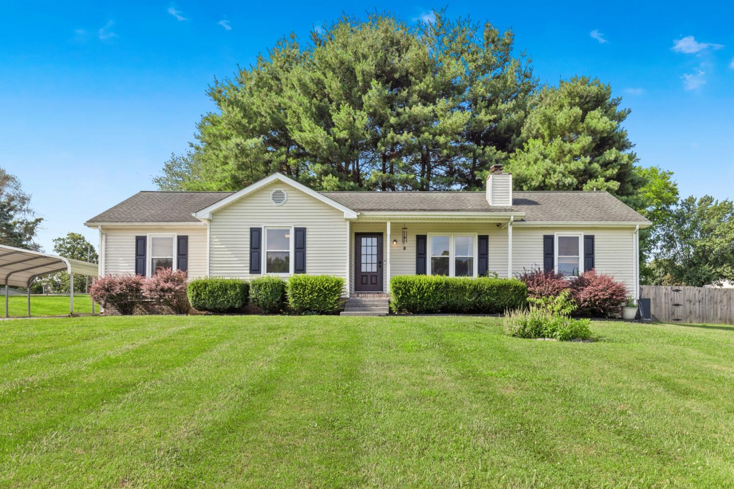 8205-Brownstone-Ext For Sale