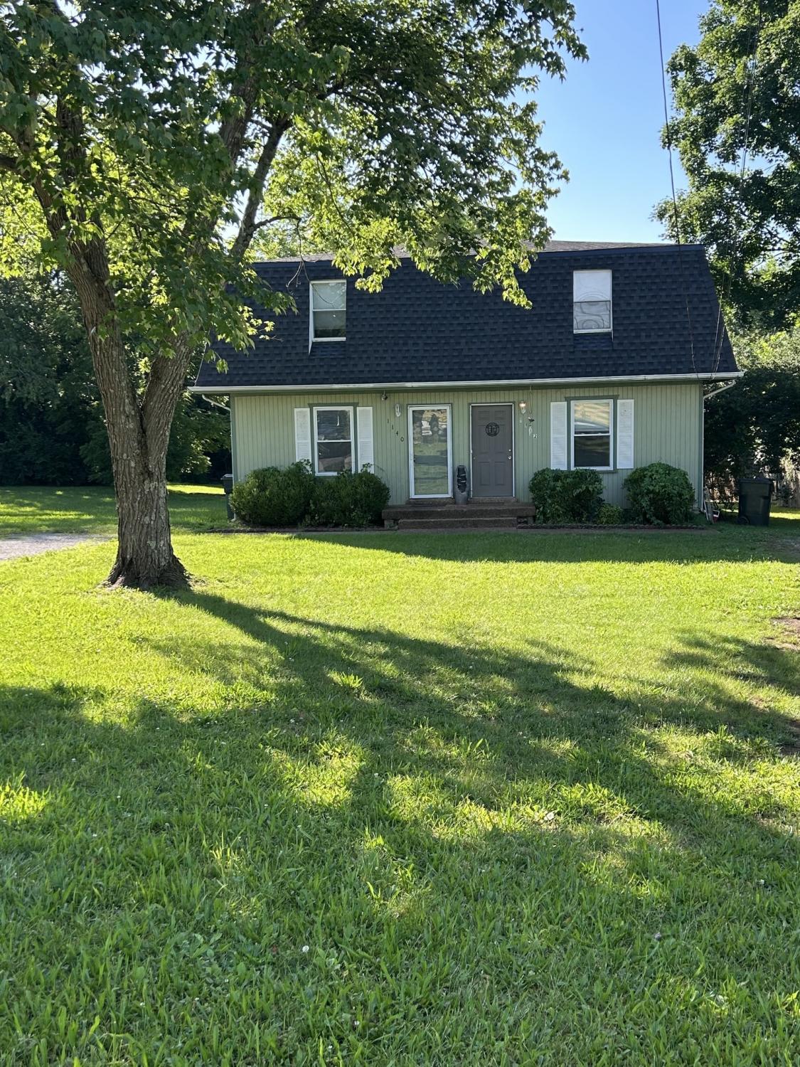 1140-E-Main-St For Sale
