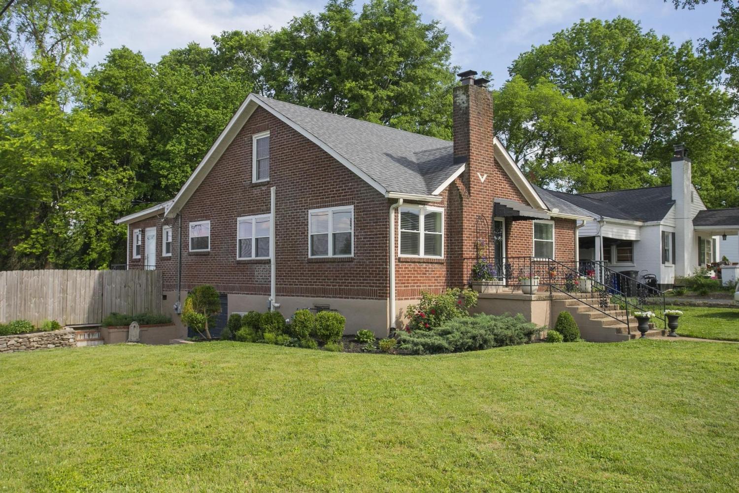 806-Fleming-St For Sale