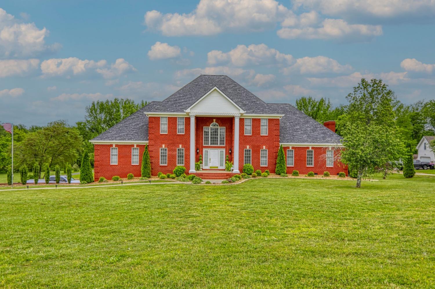 2025-Grandview-Dr For Sale