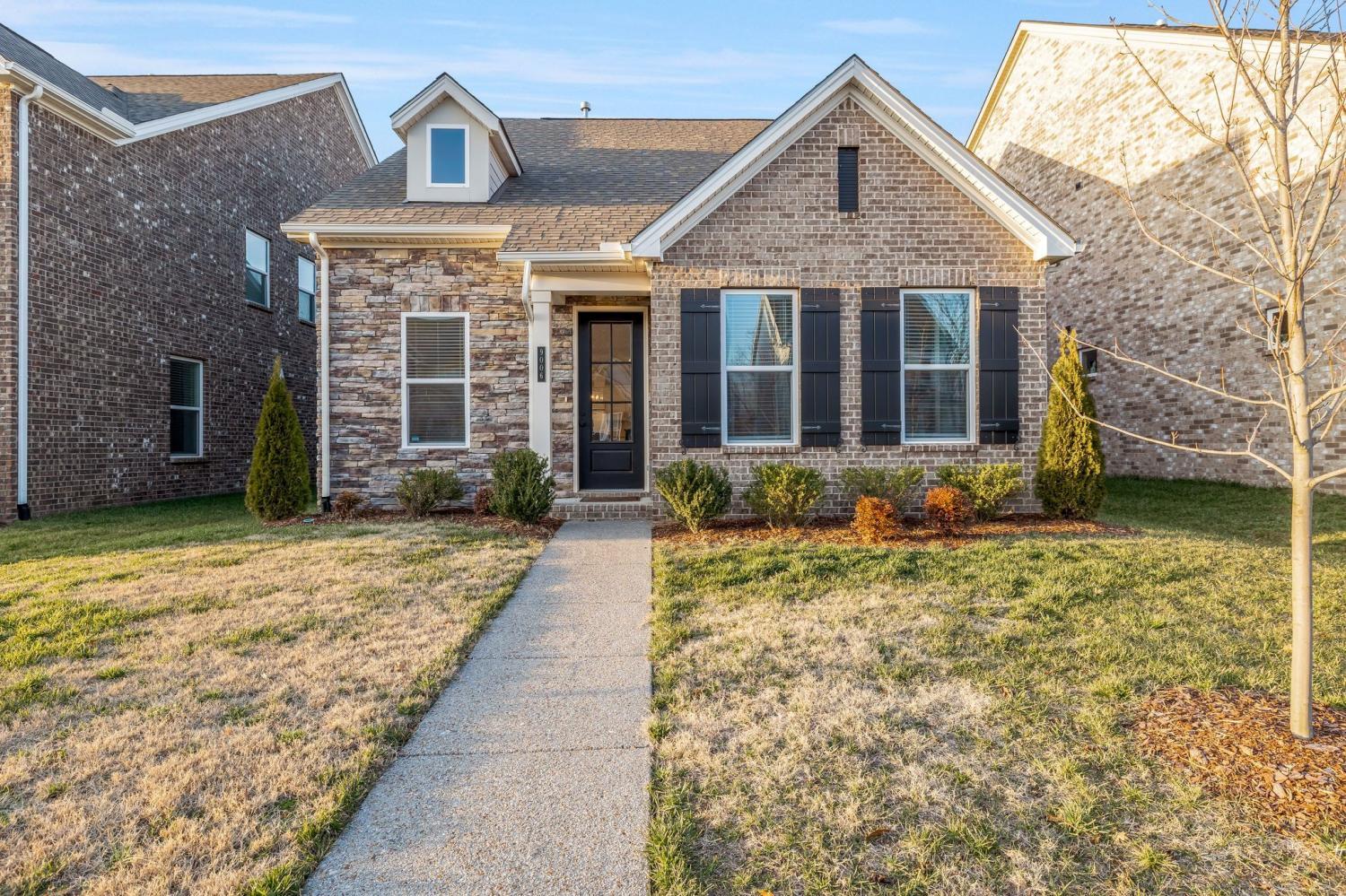 9006-Headwaters-Dr For Sale