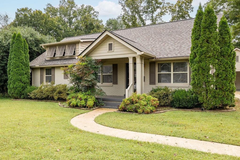 439-E-Madison-St For Sale