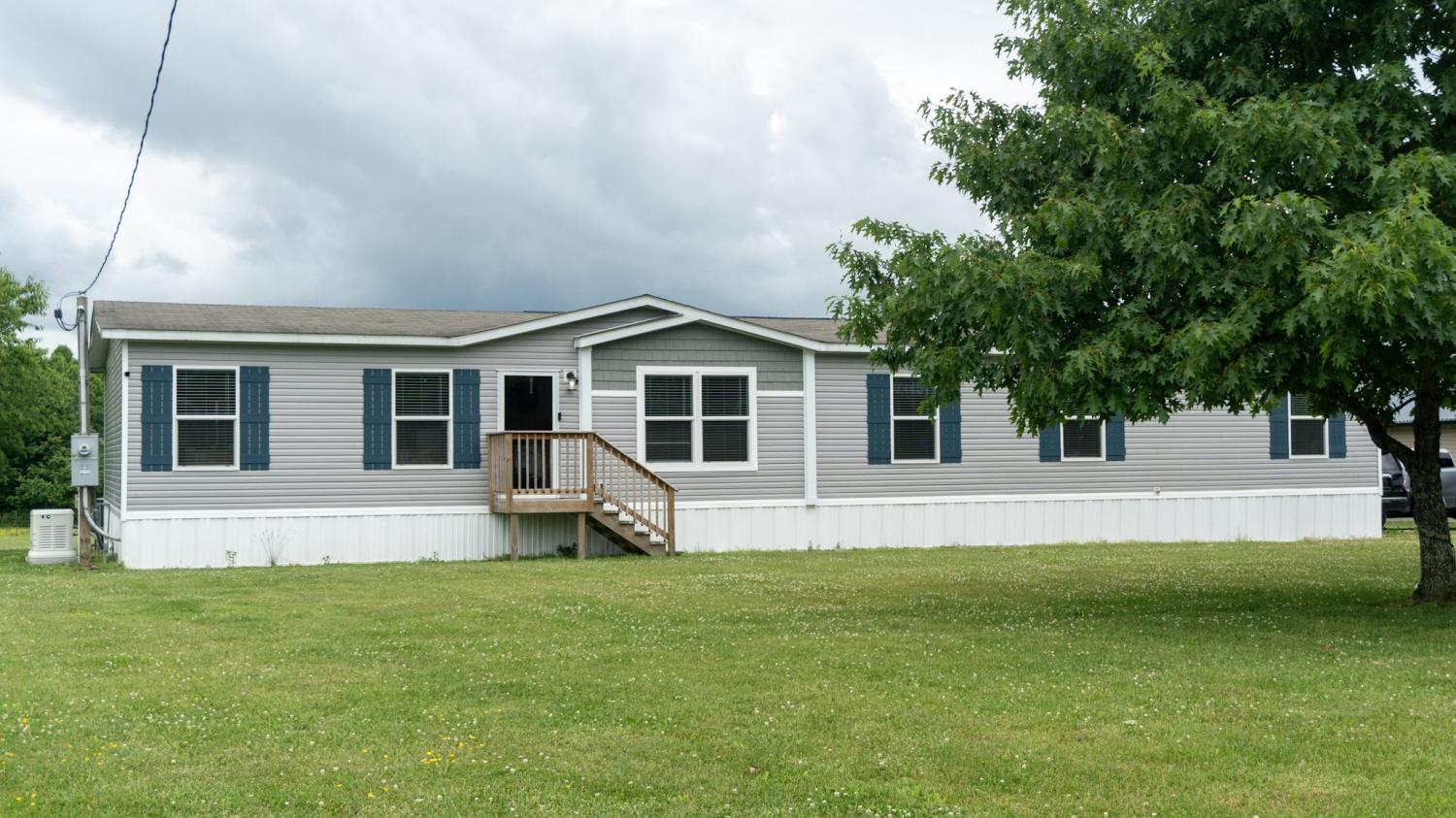 190-Pomona-Ct For Sale