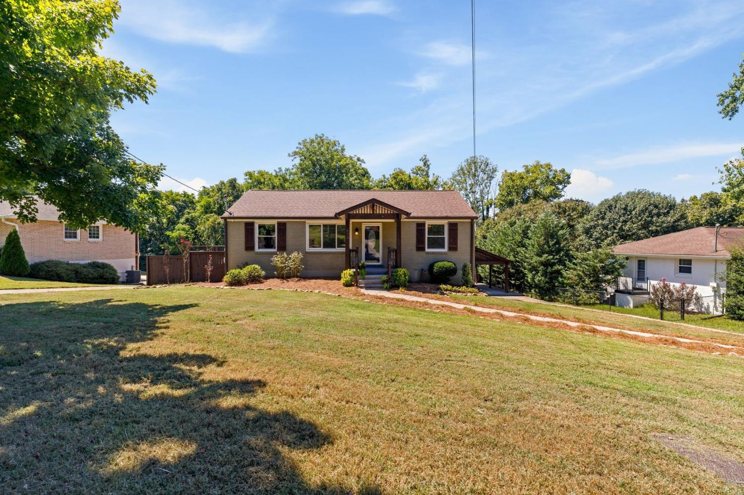 629-Watsonwood-Dr For Sale
