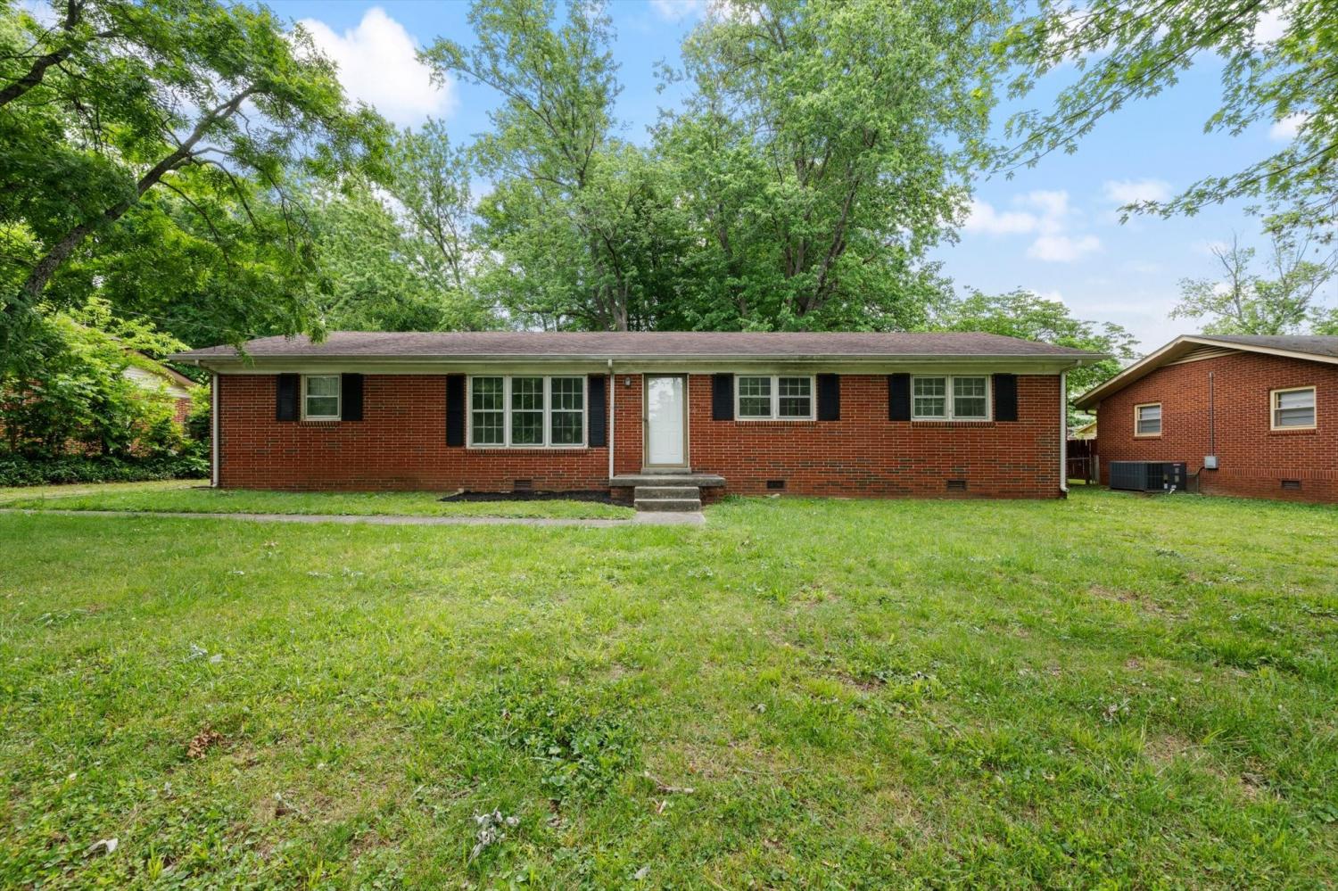 1822-Susan-Dr For Sale