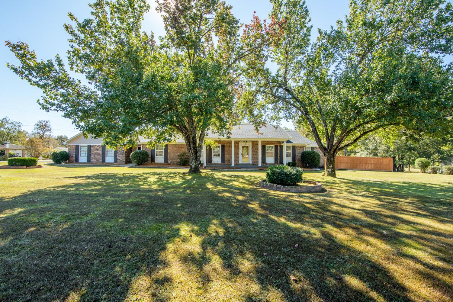 404-Highway-57--W For Sale