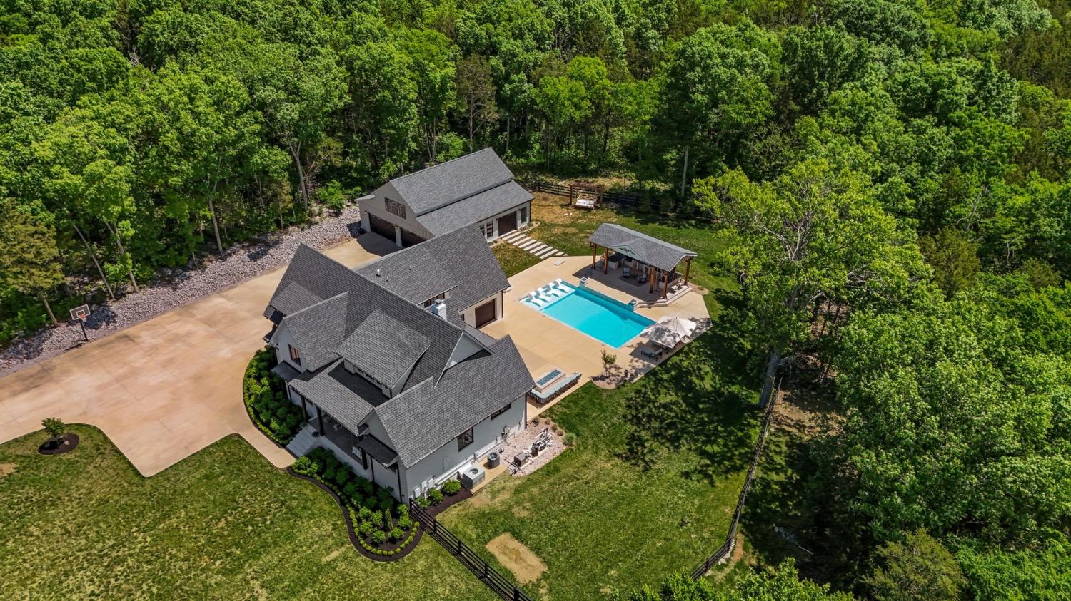 7793-Highway-99 For Sale
