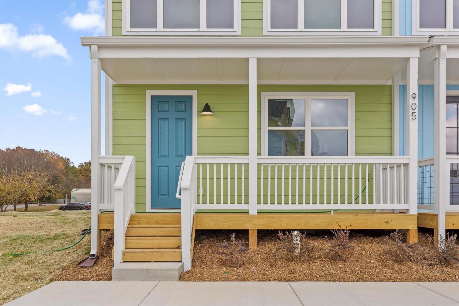 905-Blue-Heights-Drive For Sale