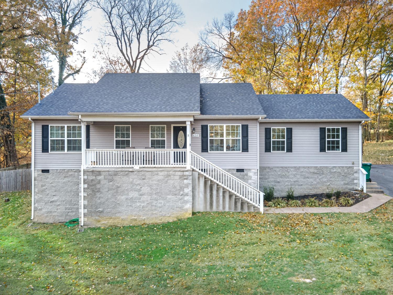 628-Ashwood-Ave For Sale