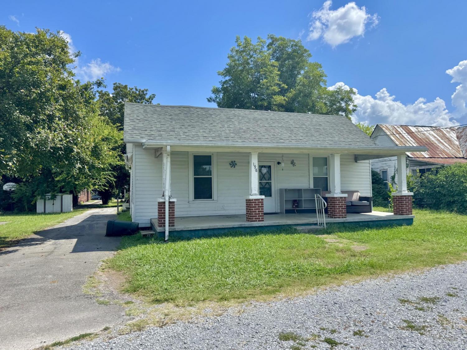 198-2nd-Avenue For Sale