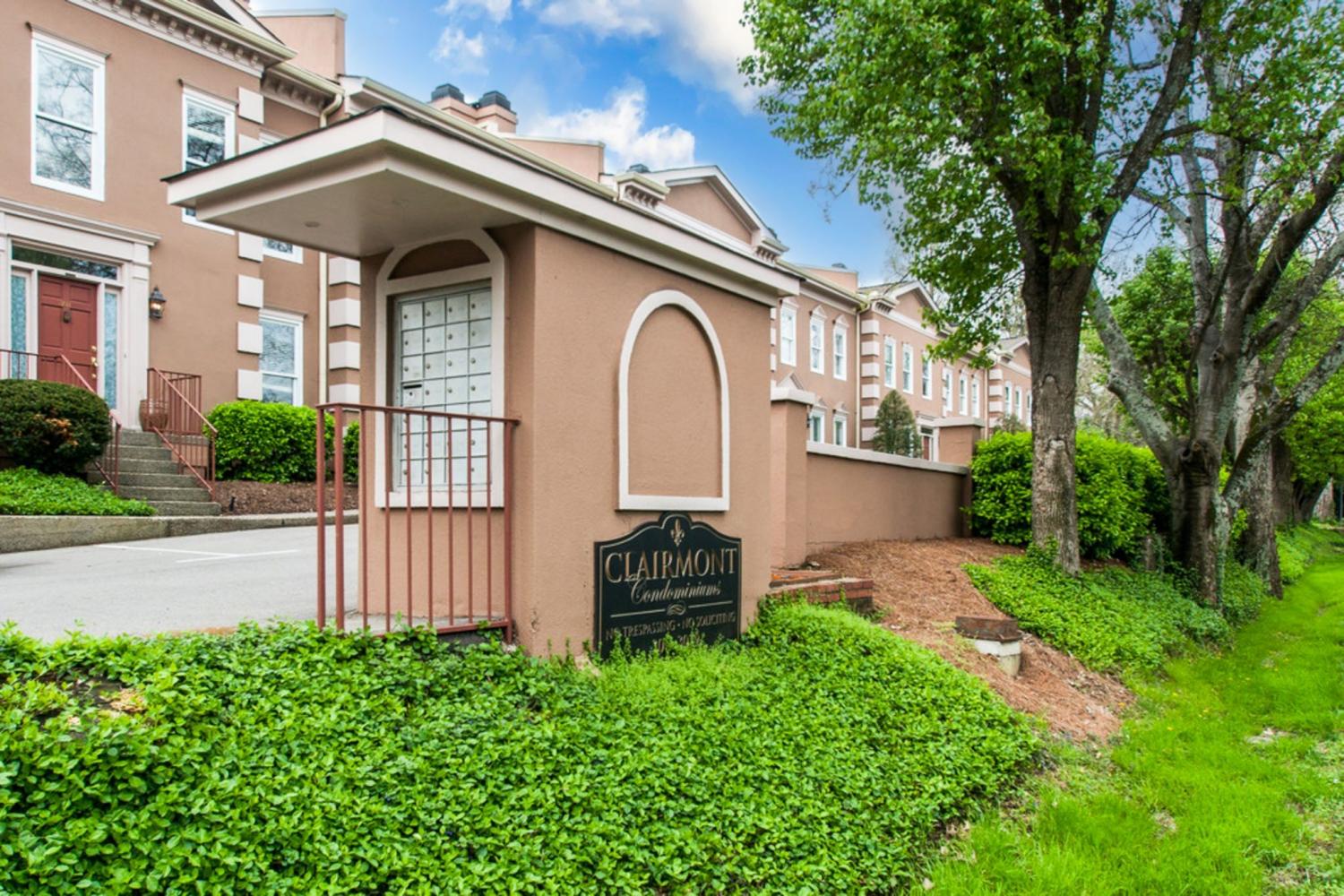 3031-Woodlawn-Dr For Sale
