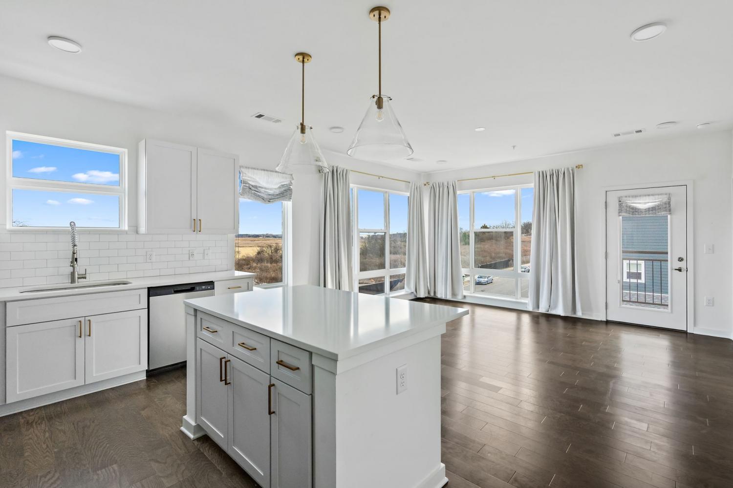 1677-54th-Ave--N For Sale