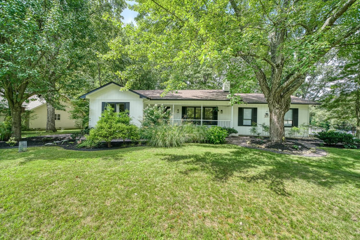 182-Delbridge-Ln For Sale