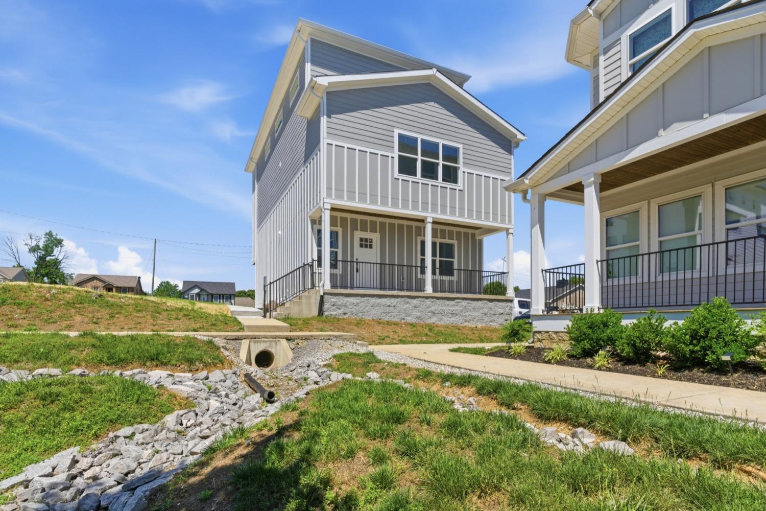 1121-Lawrence-Ave--E For Sale