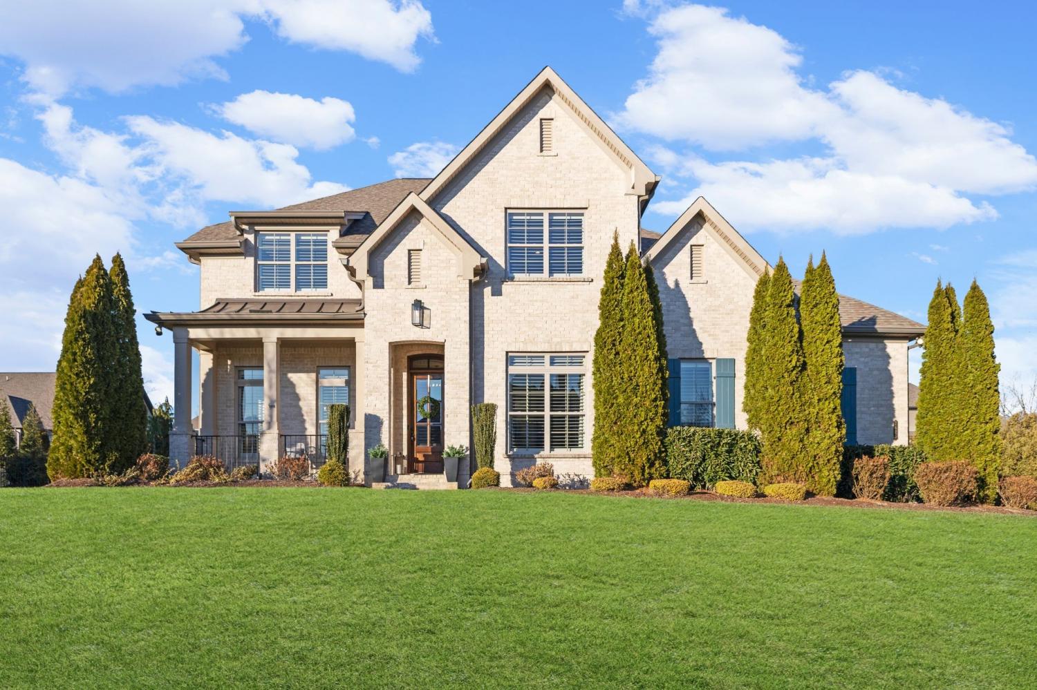 Sunset Middle School Property for Sale