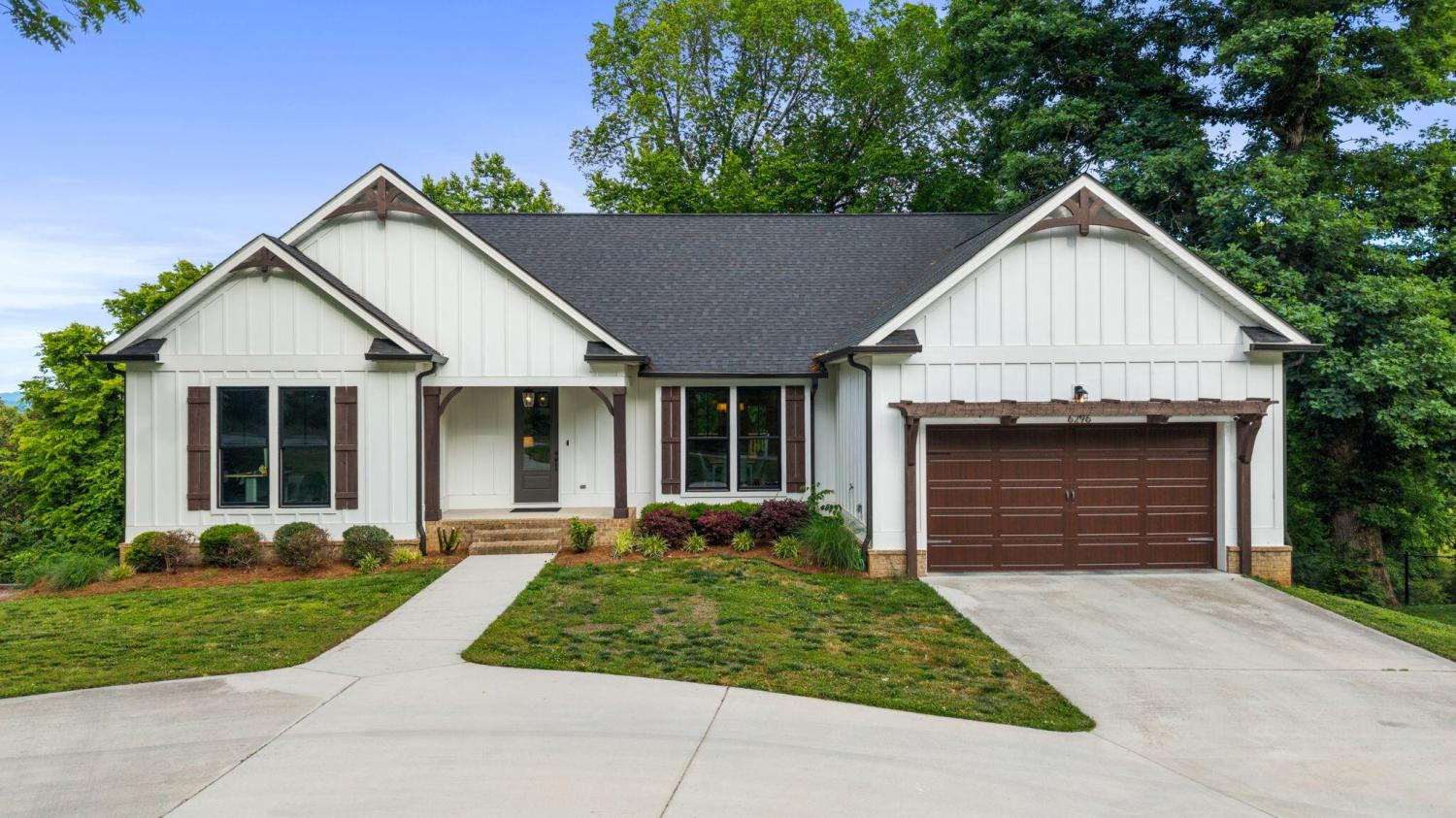 6296-Fairview-Road For Sale