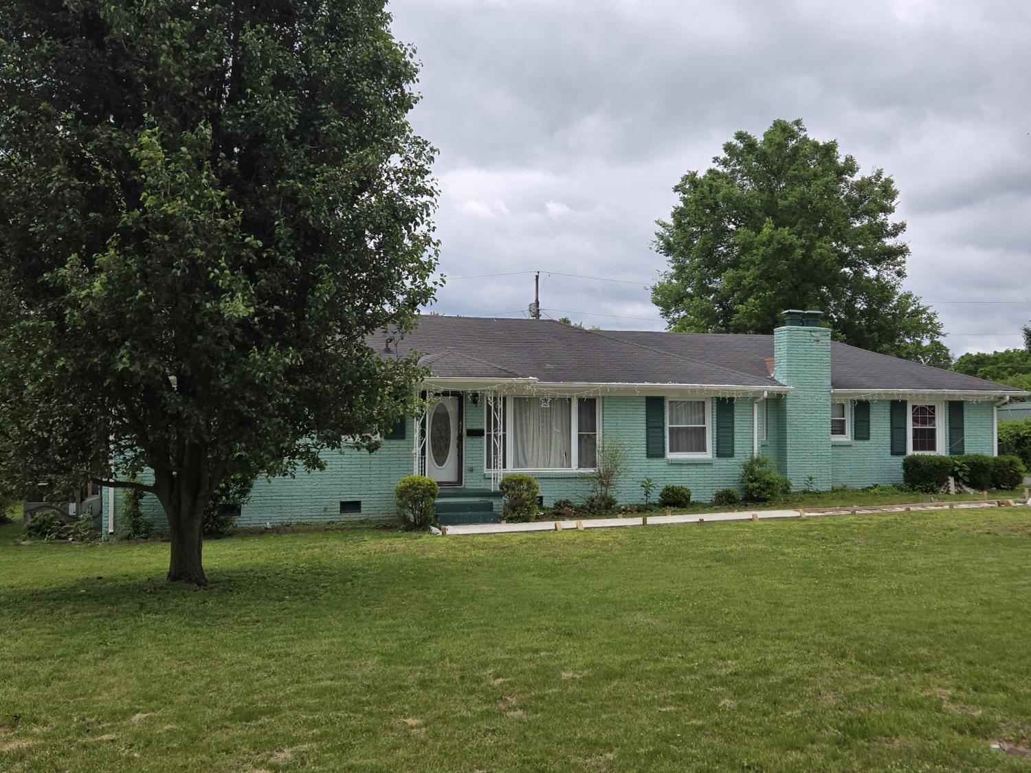 209-Hawkins-Ave For Sale