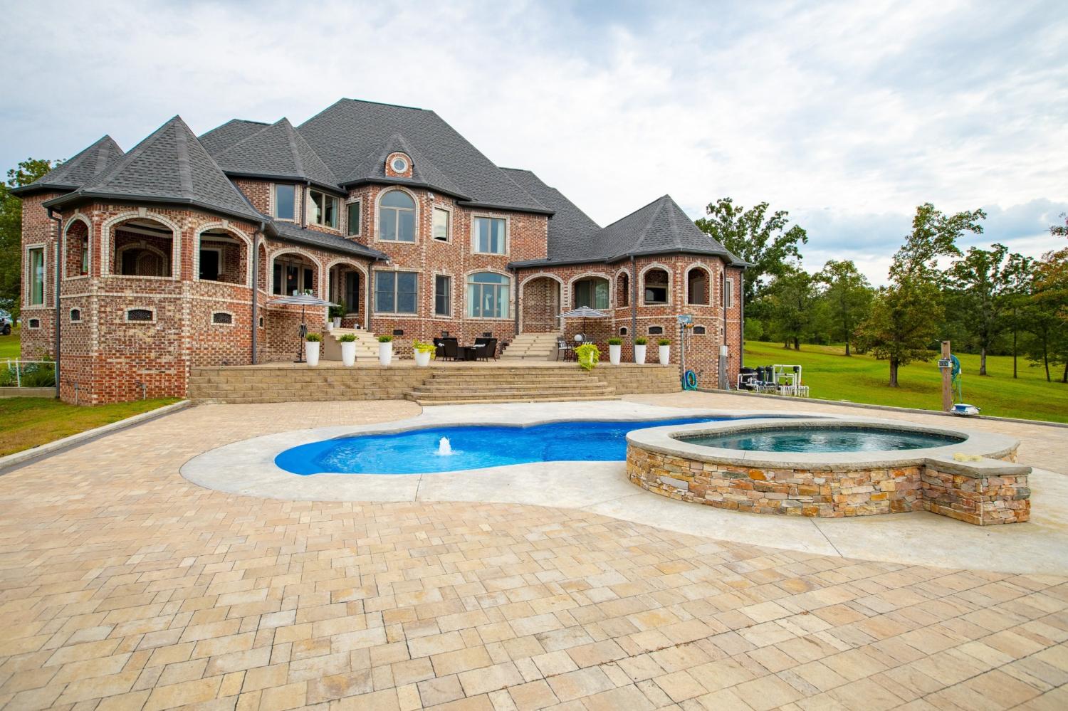 140-Lake-Shore-Lane For Sale