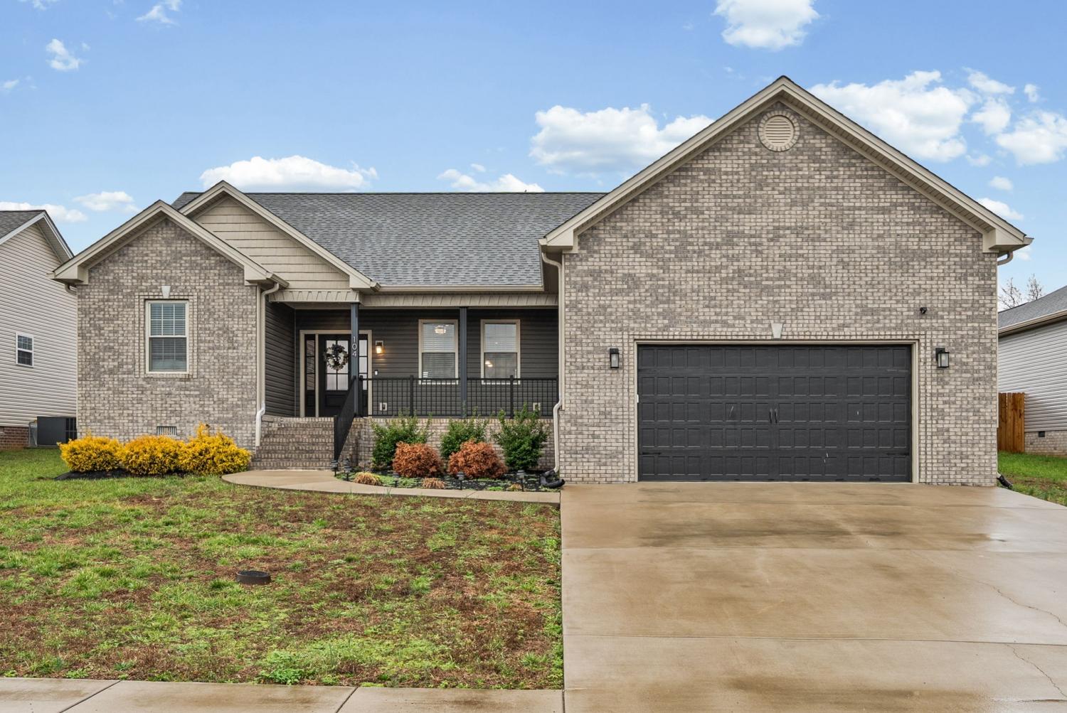 104-Lowell-Way For Sale