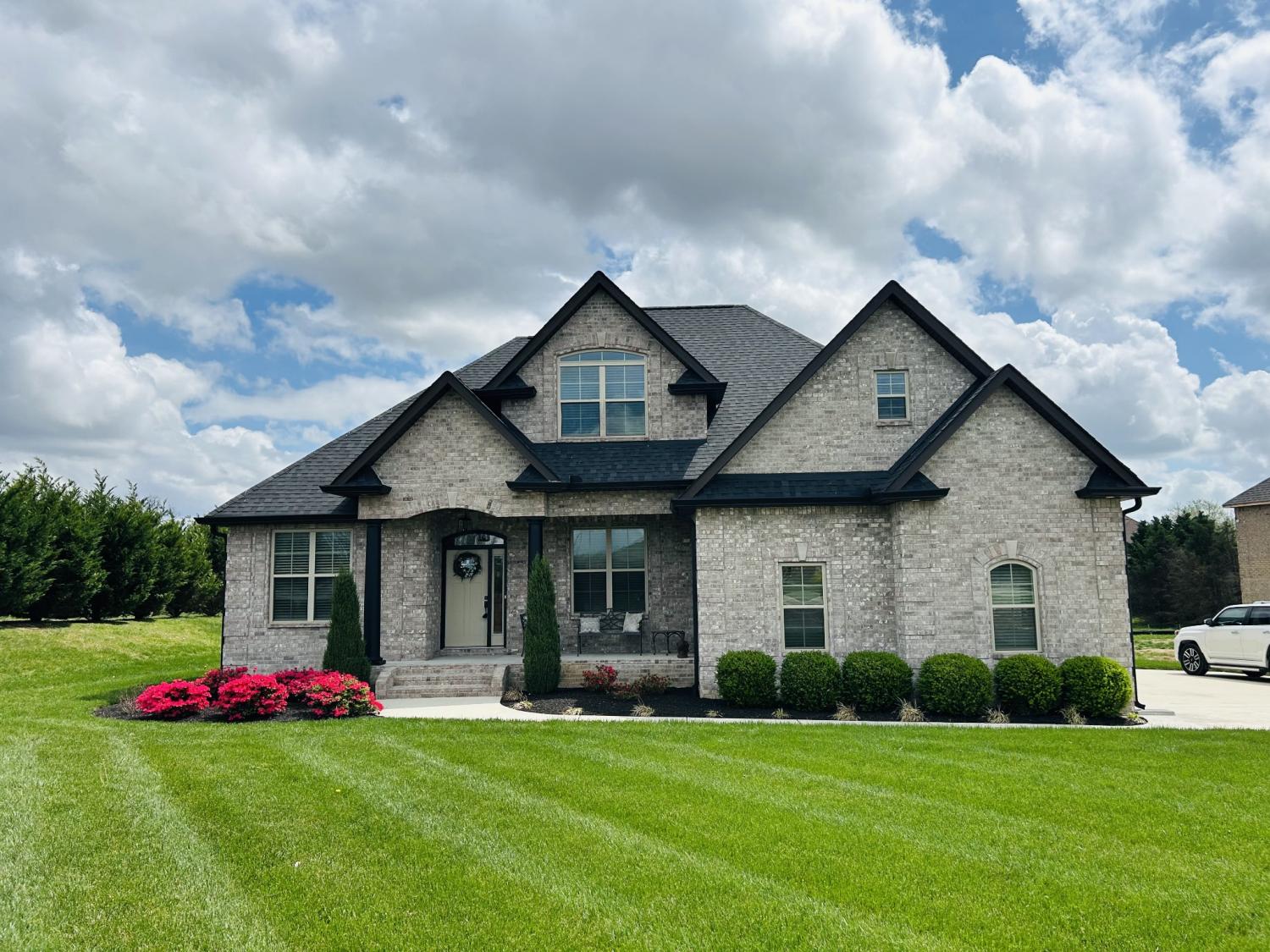 101-Highpoint-Blvd For Sale