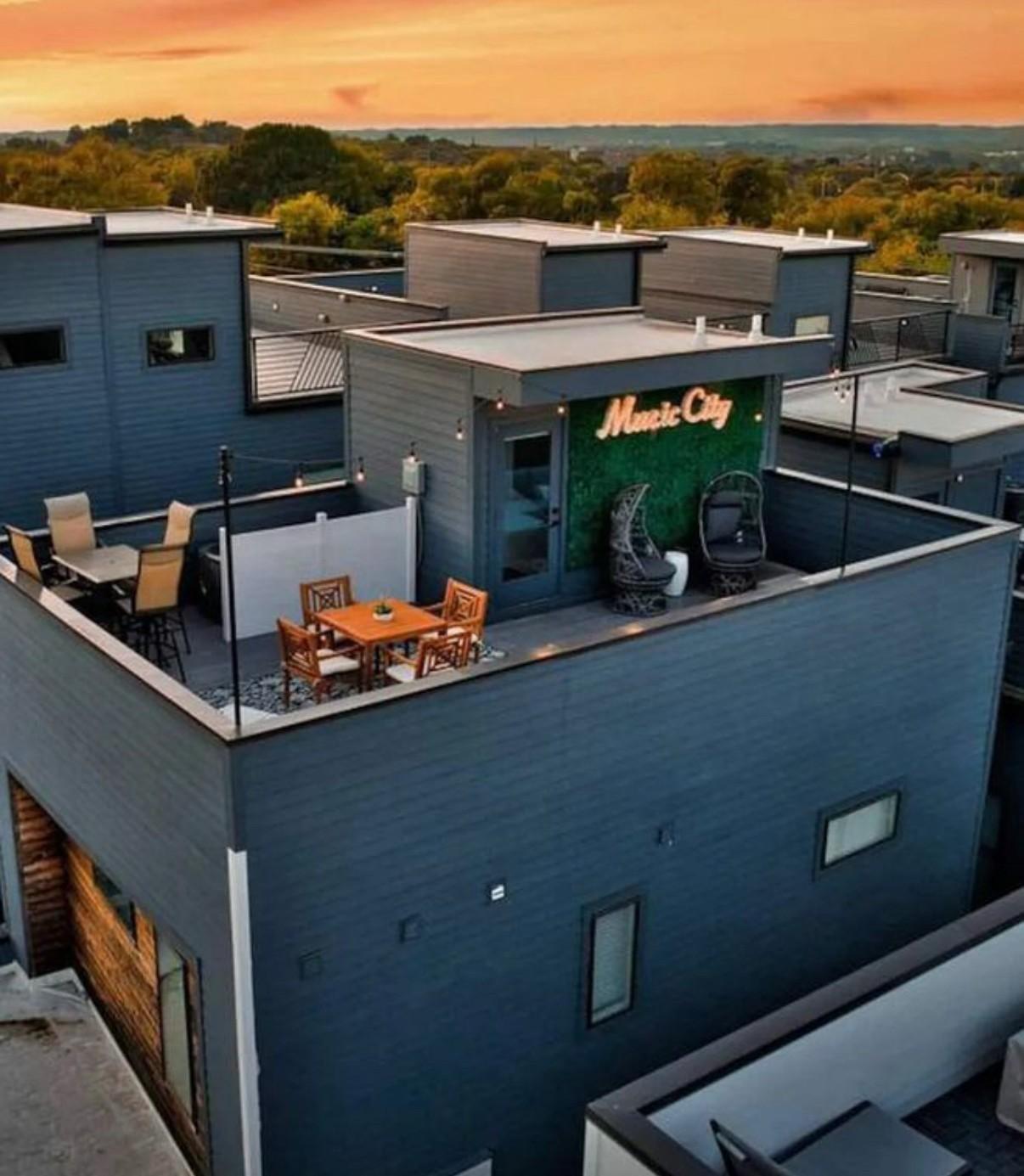 2718-Delaware-Ave For Sale